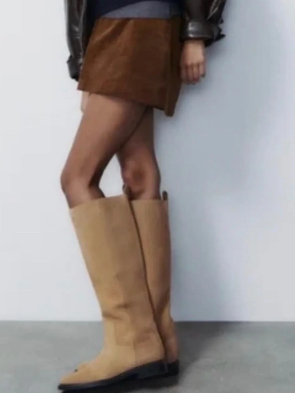 Zara Flat Suede Boots in Dark Tan